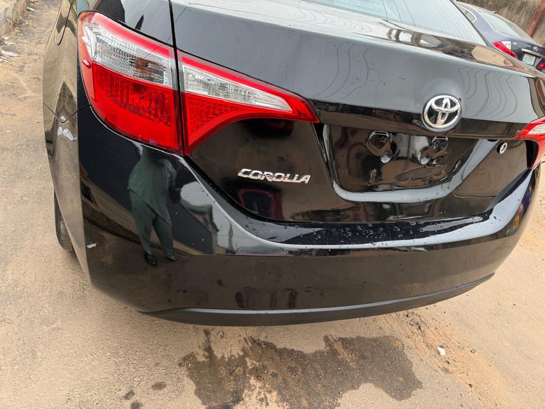 lMubarak9's tweet photo. Corolla sedan 2014-2016 black https://t.co/6LbiWNGfLs
