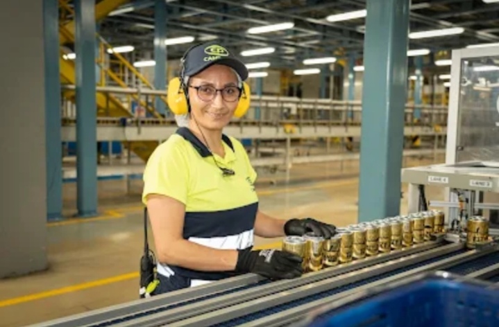 jormon26's tweet image. Empresas como #CanPack y @BAVARIA_OFICIAL, según lo ha revelado @ProBaq @VickyOsorioS, anuncian una inversión de $548 mil millones, en #Malambo, Atlántico, generando mucho empleo y operativa la planta a partir del 2027: notaseconomicas.com/2026/02/la-mil…