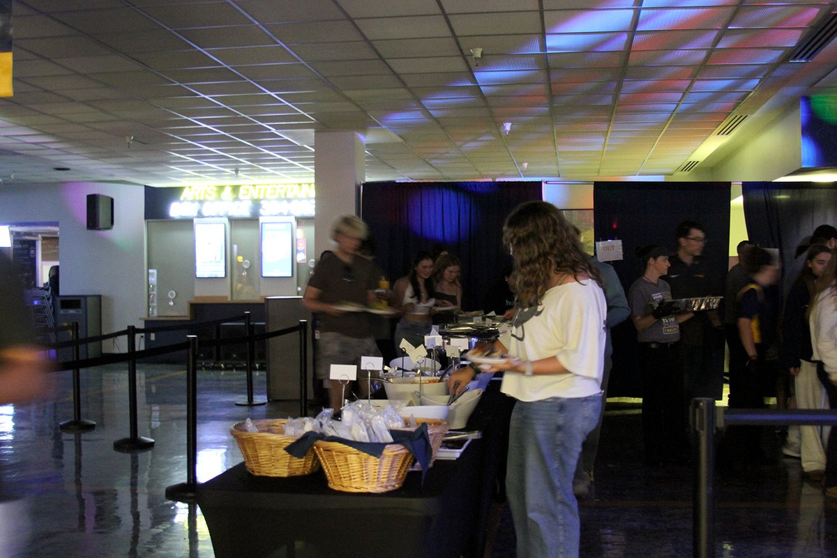 I know the SuperBowel was last weekend but personally we think that Chicken Wings are an all day all night kind of food. If you're hungry right now, come stop by the Mountainlair for the free food at WVUp All Night. You won’t regret it! <a href="/WVUStudentLife/">WVU Student Life</a>