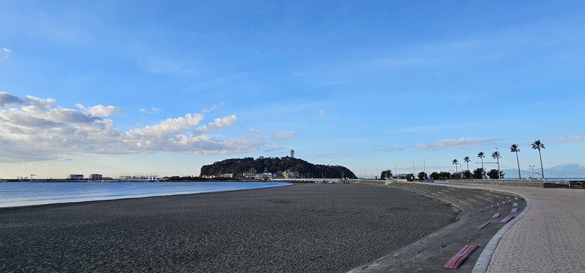 shonanheaven's tweet image. 今朝の江ノ島東浜