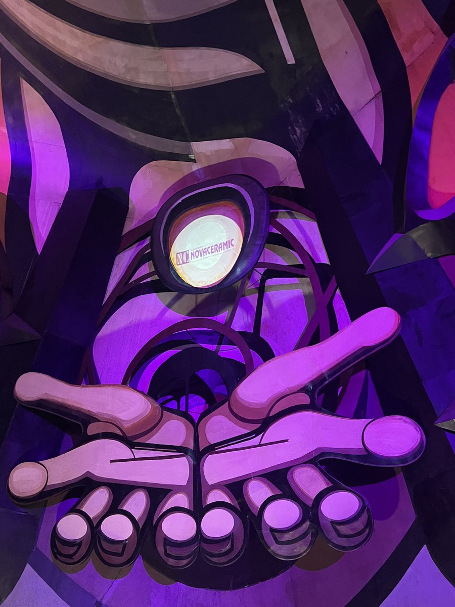 HyM de la Casa tweet media