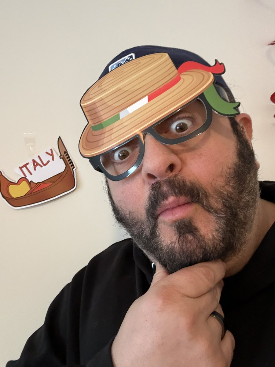 Adam Richman tweet media