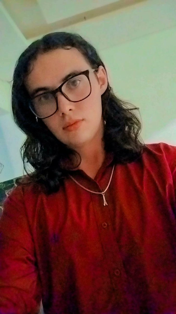 CarlosEman62311's tweet image. Gay 🏳️‍🌈❤️, comunista e esquerdista 🚩.
Preciso de amigos que pensem como eu e apoiam a causa LGBT também. 
#EsquerdaSegueEsquerda #LulaPresidente2026 #likeforlikes