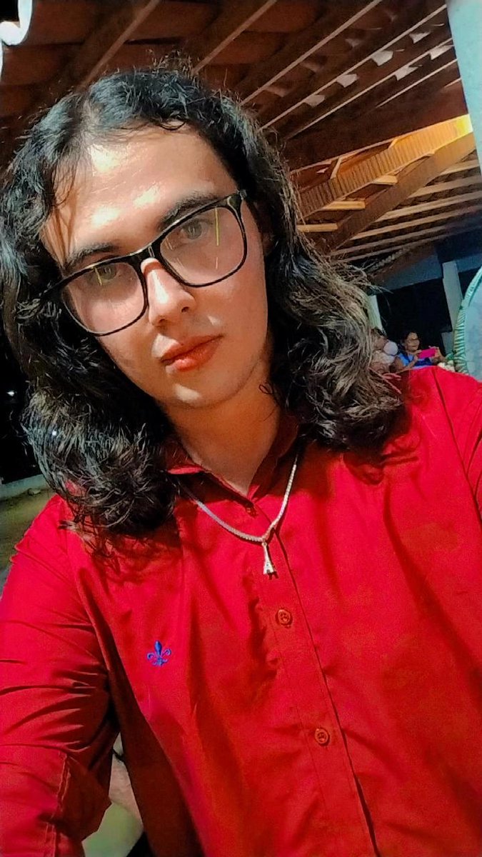 CarlosEman62311's tweet image. Gay 🏳️‍🌈❤️, comunista e esquerdista 🚩.
Preciso de amigos que pensem como eu e apoiam a causa LGBT também. 
#EsquerdaSegueEsquerda #LulaPresidente2026 #likeforlikes