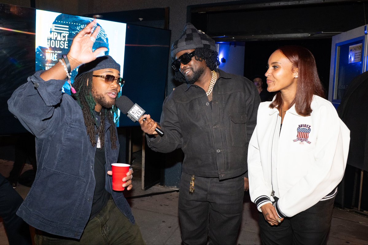 Outside wit my talented friends .