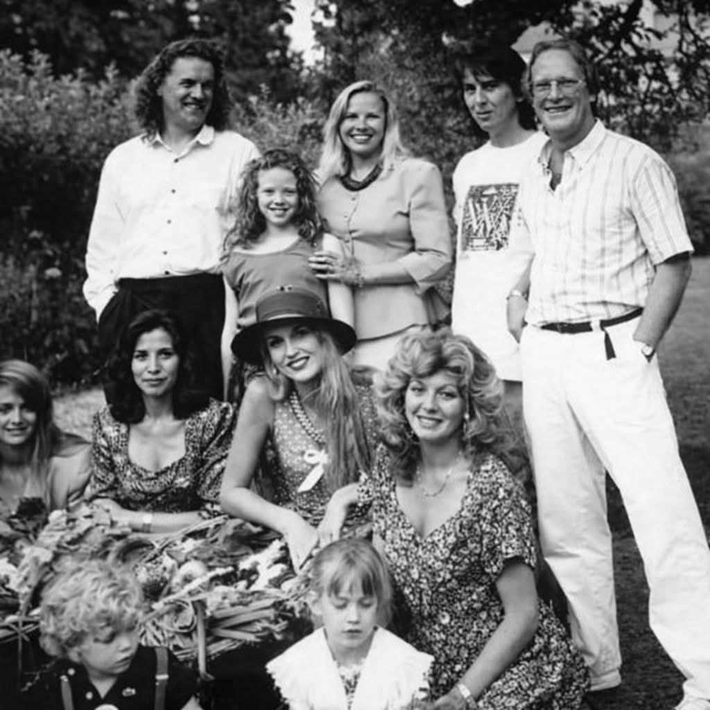 ConfessionsPete tweet media