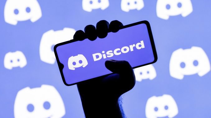 UNLOCKD_media's tweet photo. 🌐 INTERNET | La plateforme Discord va IMPOSER un contrôle d’identité pour accéder aux fonctionnalités comme l’accès aux salons et serveurs NSFW. Sans cette vérification, les utilisateurs seront limités dans leurs actions. 

Source : Communiqué 

#Discord #SocialMedia #Internet https://t.co/RJ5EppDENM
