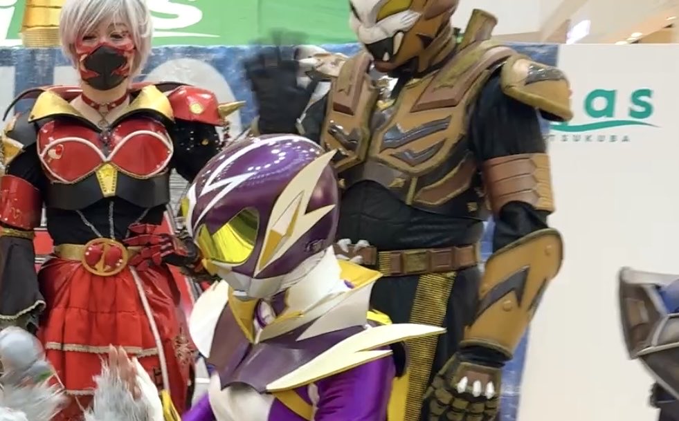 トライバルさんたいへんネコ科で可愛い