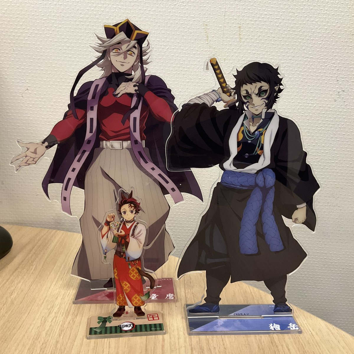 鬼滅の刃 アニプレックス オンラインくじのビッグアクリルスタンドの