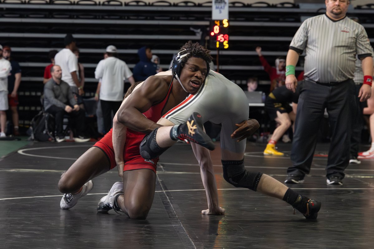 Oak Mountain won the 7A North Sectional team title with Thompson taking runner-up honors as athletes from both teams joined Calera’s Cole Massey as individual champions.

Photos by <a href="/harrisonfamily7/">Dawn Harrison</a> &amp; Story: shelbycountyreporter.com/sports/oak-mou…

Thanks to <a href="/CoosaPinesFCU/">Coosa Pines FCU</a> for their support.