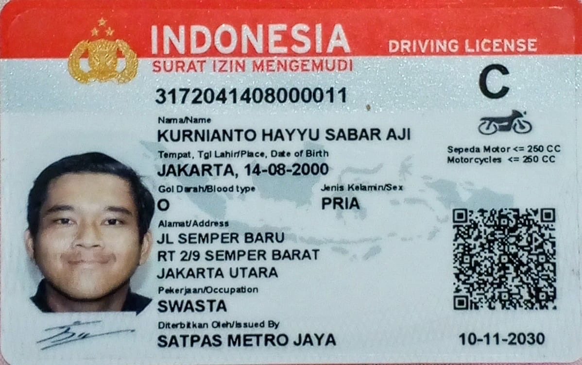 re_thaaa's tweet photo. @HotelSantikaBSD @HotelSantikaDpk Sampe hari ini orangnya ga respon. Ga ada itikad baik. At least kalau jadi orang susah jangan nyusahin orang juga. Kalau dia ga nabrak gue juga gue ga minta hak gue. Gue cuma mau liat aja tanggung jawabnya dia. Stop ya mengasihani orang “SUSAH” yg emang salah. https://t.co/x3z6qcz2ix