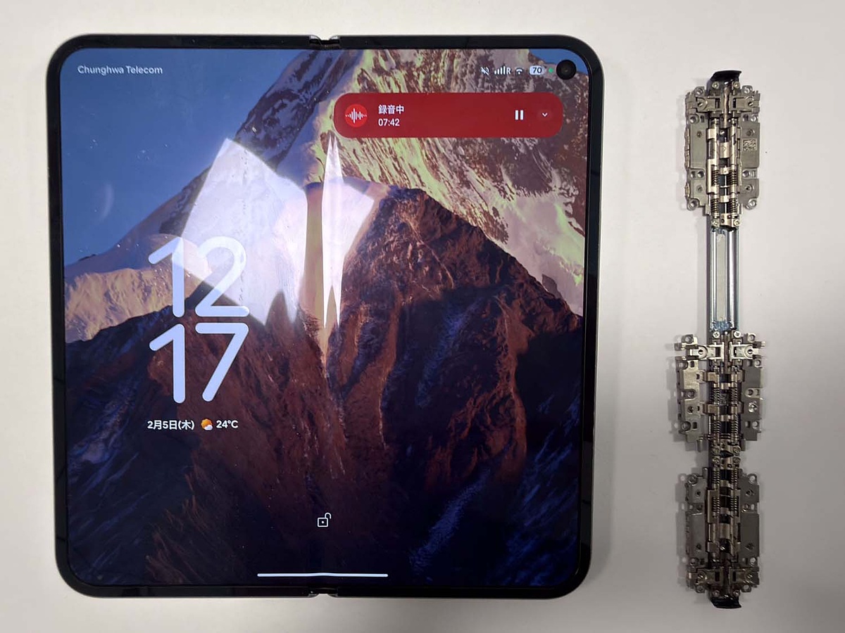impress_watch's tweet photo. グーグルはなぜ台湾でハード開発するのか 「AndroidでAirDrop互換」も生んだ重要拠点を公開 https://t.co/0r4ZDs0JQ4 https://t.co/OTTcw1WLRc