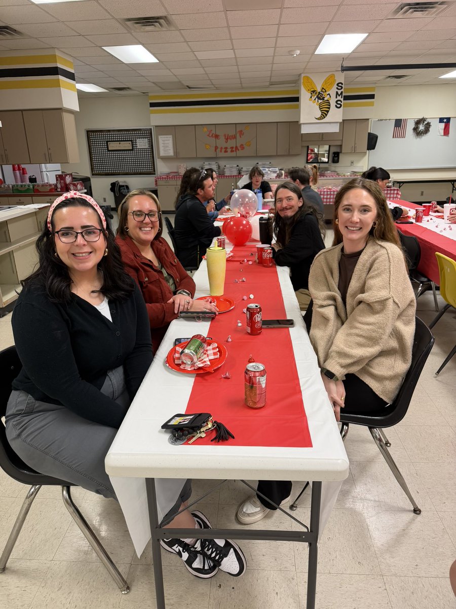 Huge thanks to our amazing PTO for sponsoring a pizza luncheon that made everyone’s day extra tasty. 
We are so grateful for the support, generosity, and heart our PTO shows our campus. This lunch was served with a side of happiness—and every slice was enjoyed!