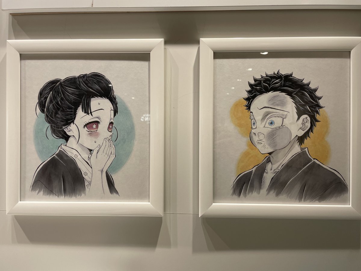 広間の色紙は幼少期の2人🥰