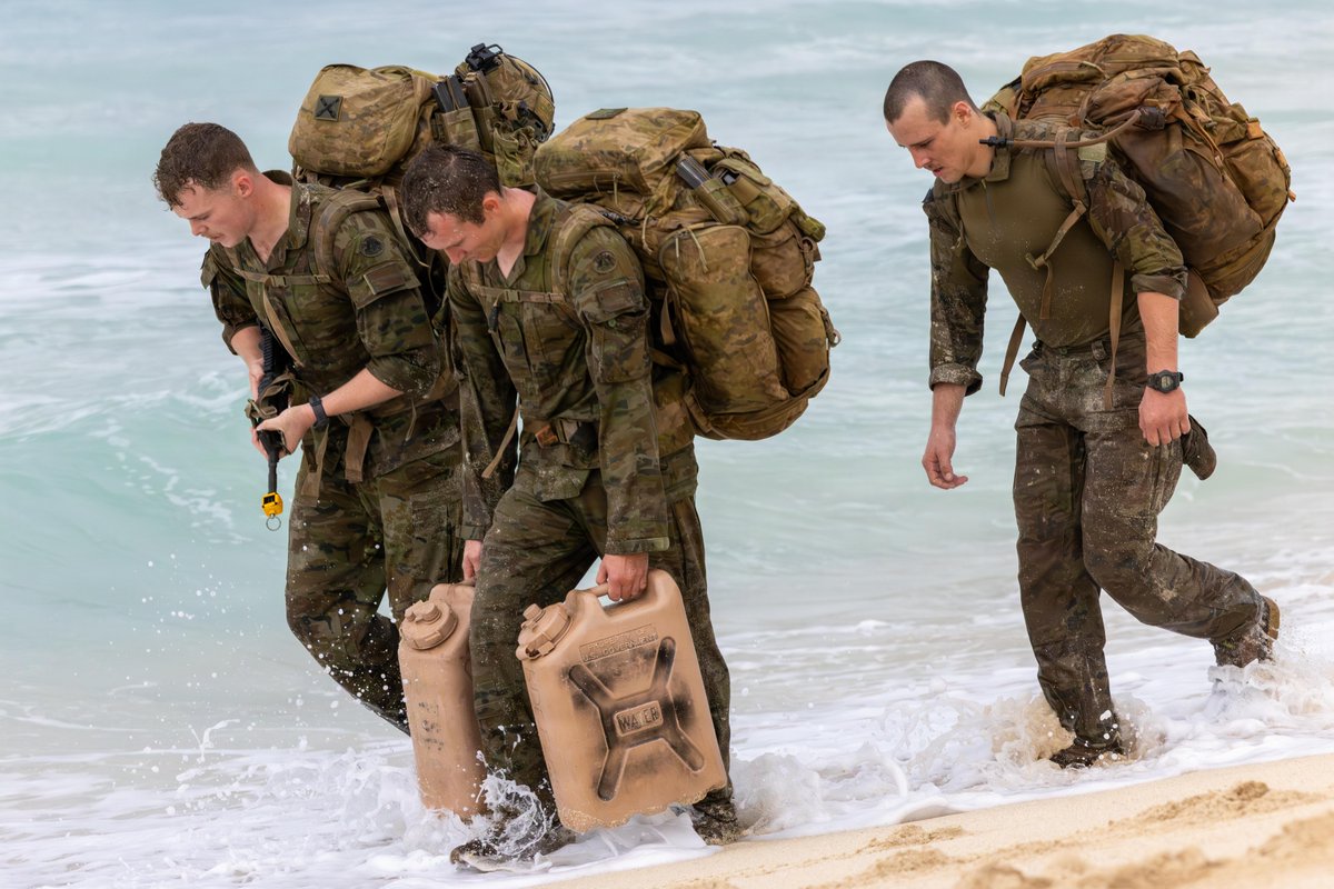 25thID's tweet image. #25ID DIVARTY proudly hosted the @INDOPACOM Best #Redleg comp, showcasing joint &amp;amp; allied fires dominance. Congrats to all winners, especially our #AustralianArmy allies on their two category wins. This is what readiness and #Interoperability look like. #Artillery #KingOfBattle