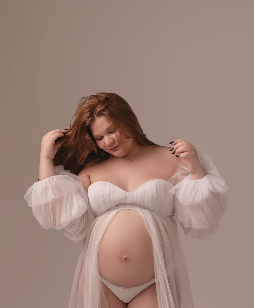 já vejo o Gu extremamente apaixonado e bobo pela Lorena 🥹🩷

Barrigão da lê está lindo.