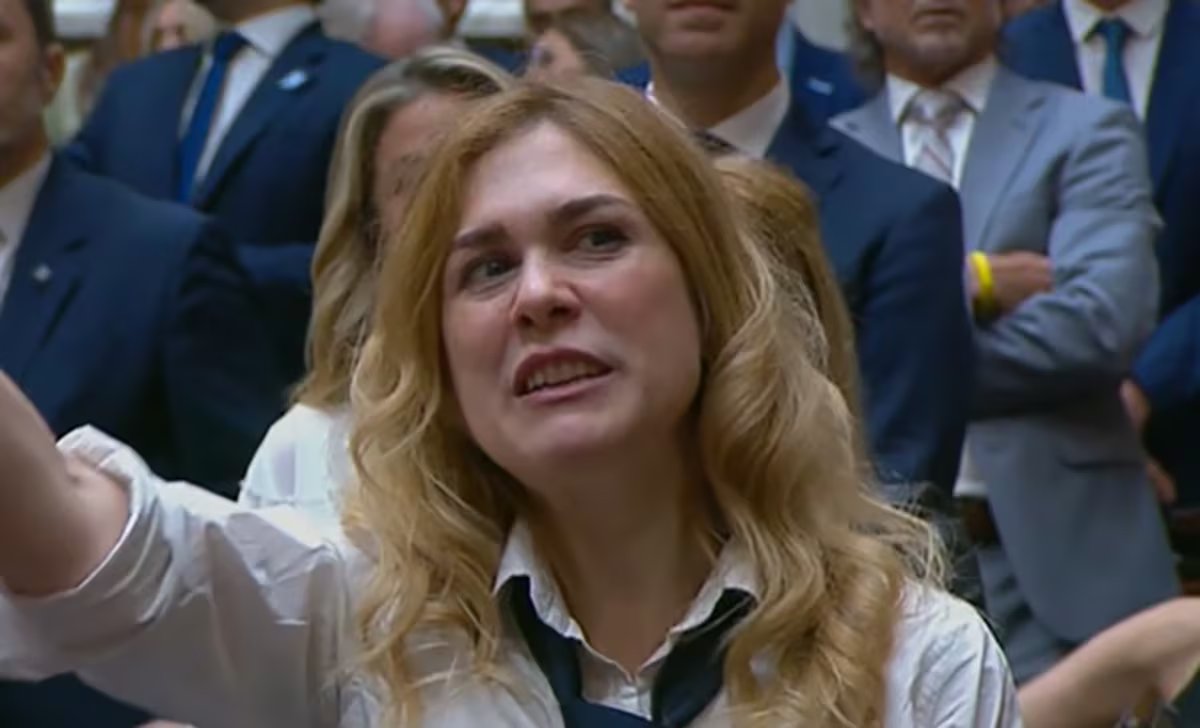 ERA HORA
La Diputada libertaria Lilia Lemoine cruzó todos los límites y la familia de Ian Moche la denunció penalmente. Acusar sin pruebas a un pibe con discapacidad y a su mamá de explotación, maltrato y violencia es violencia política y mediática. Basta de impunidad. La