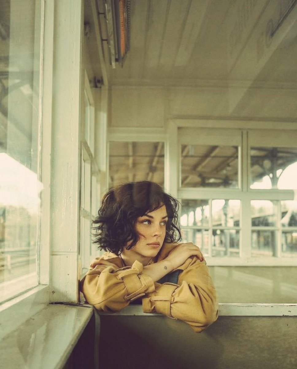 MeglioBello's tweet image. C'è amore
solo quando
si sente l'assenza
di una persona
e si desidera
la sua presenza

✒️. Aristotele