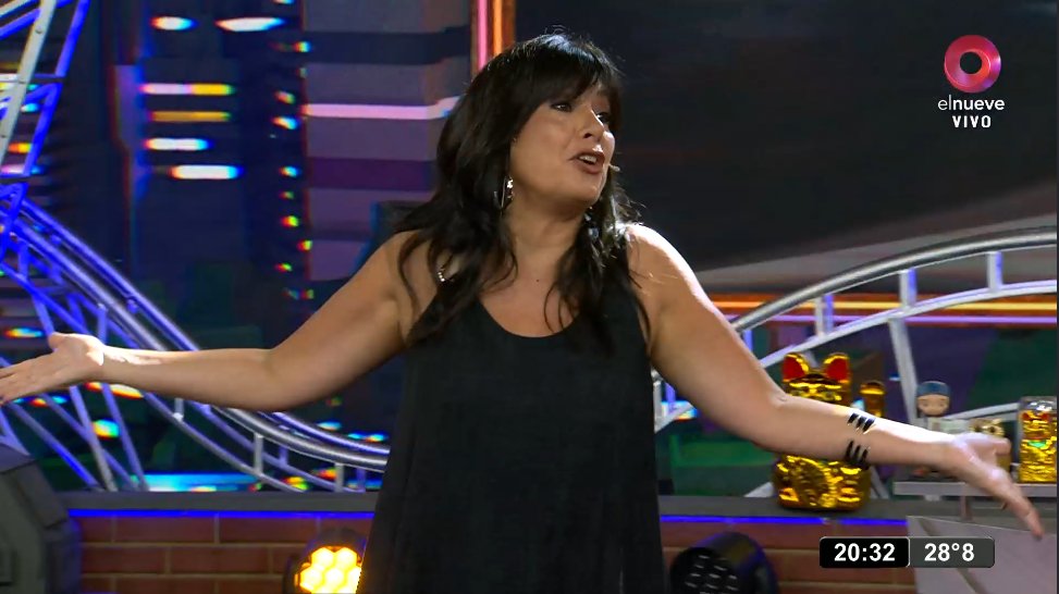 #Bendita | Hoy somos team Chiru 😎

#BenditaEdith
📺elnueve.com.ar