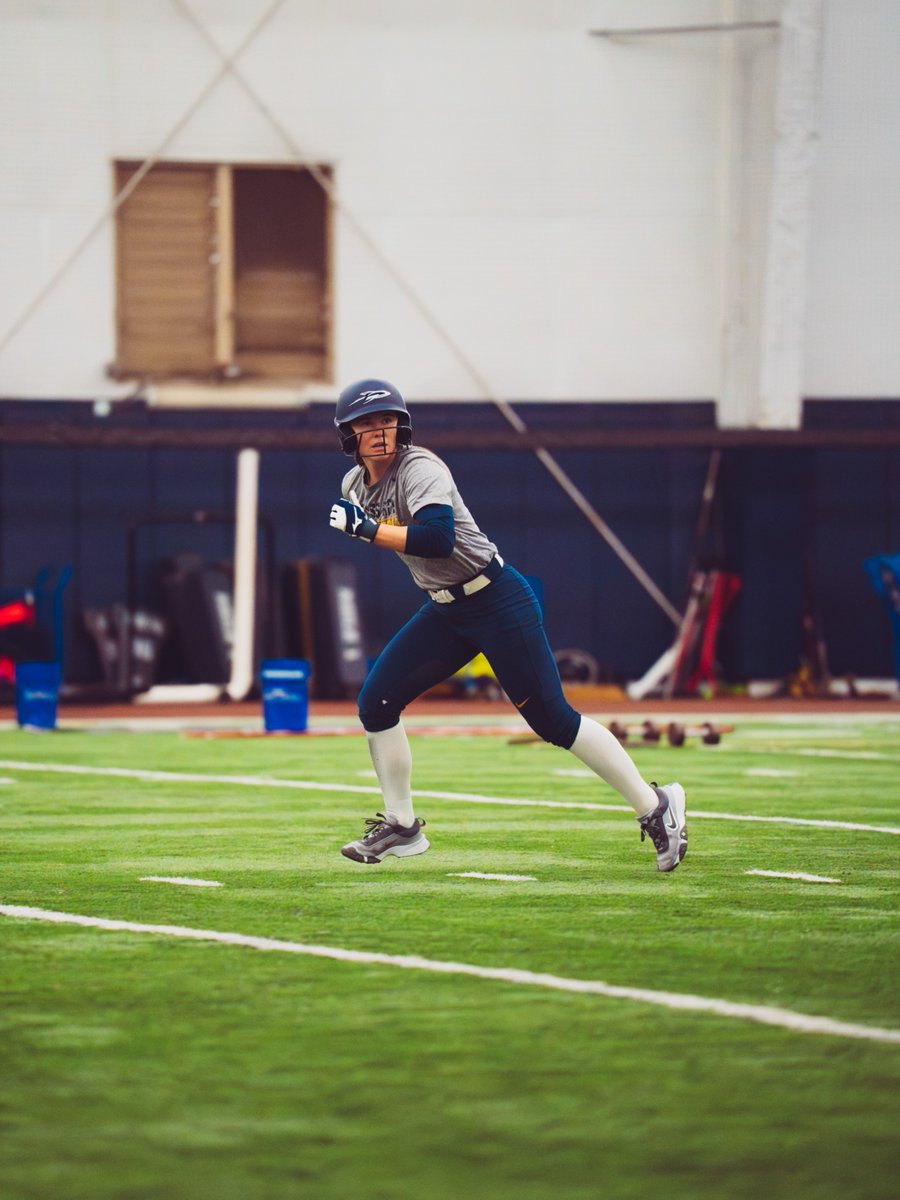 ToledoSoftball's tweet photo. Back to it 💪 

#TeamToledo https://t.co/ry6GUK4IOe