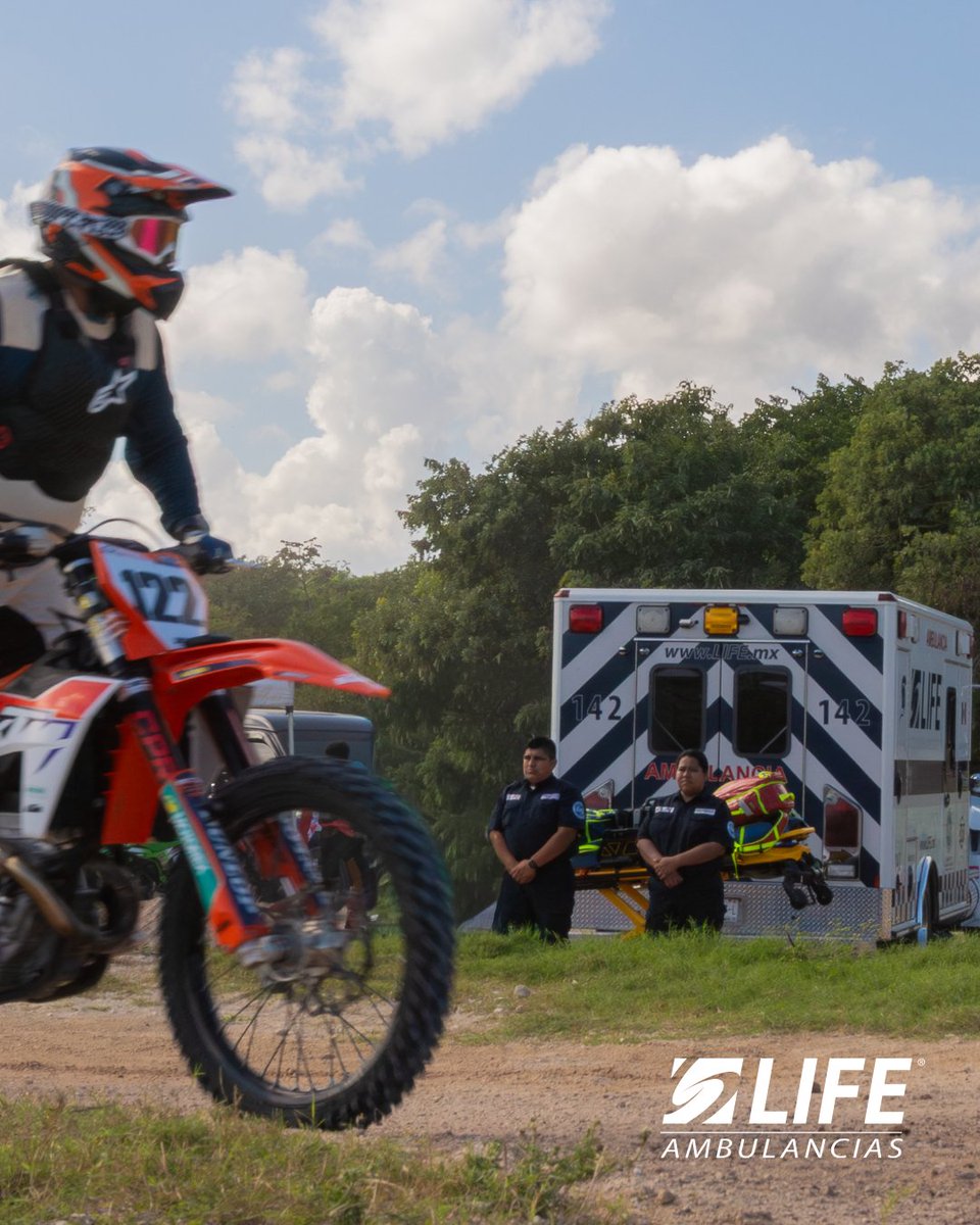 ambulife's tweet photo. Donde hay adrenalina y retos, hay preparación y respaldo.
Acompañamos cada evento con enfoque, coordinación y respuesta oportuna.

#CoberturaDeEventos #Motocross #EquipoLIFE #SiempreListosSiempreAlertas #RespaldoProfesional https://t.co/aMT50tRPuB