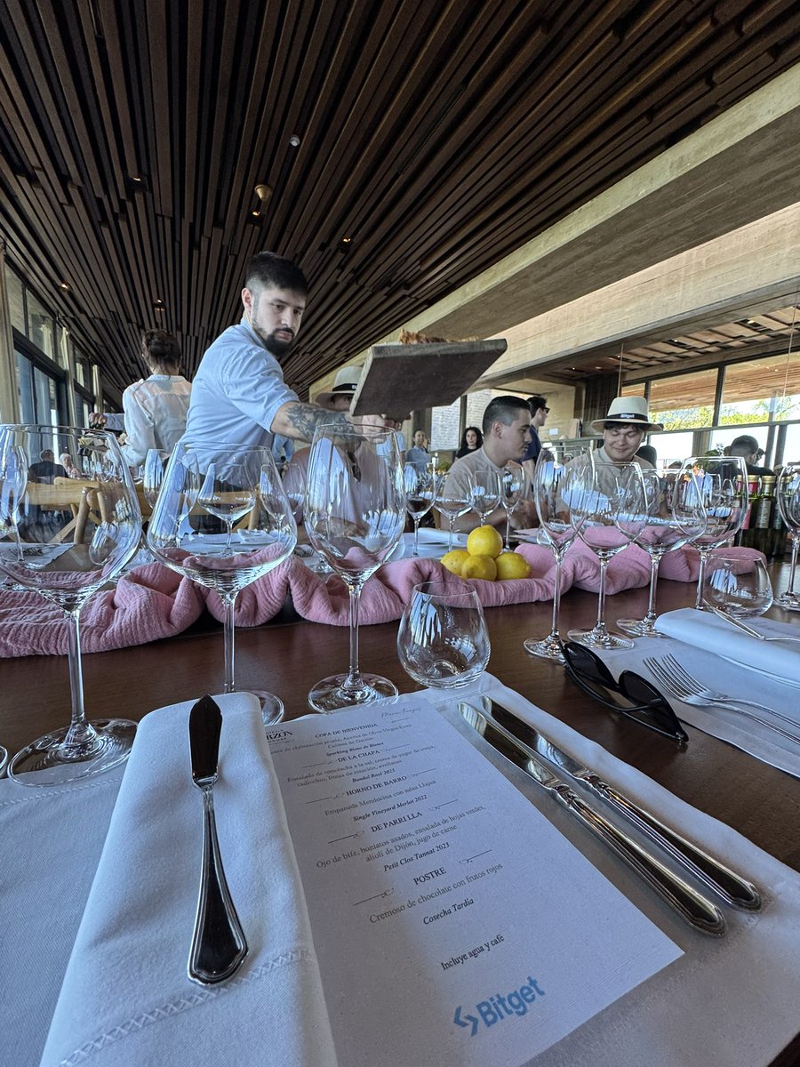 ARCHIVO Cripto tweet media