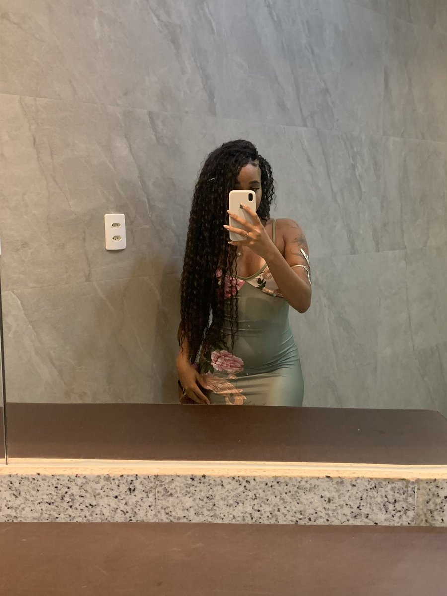 izybely's tweet photo. trago atualizações.. virei mulher mesmo. https://t.co/ijNTlZa18y