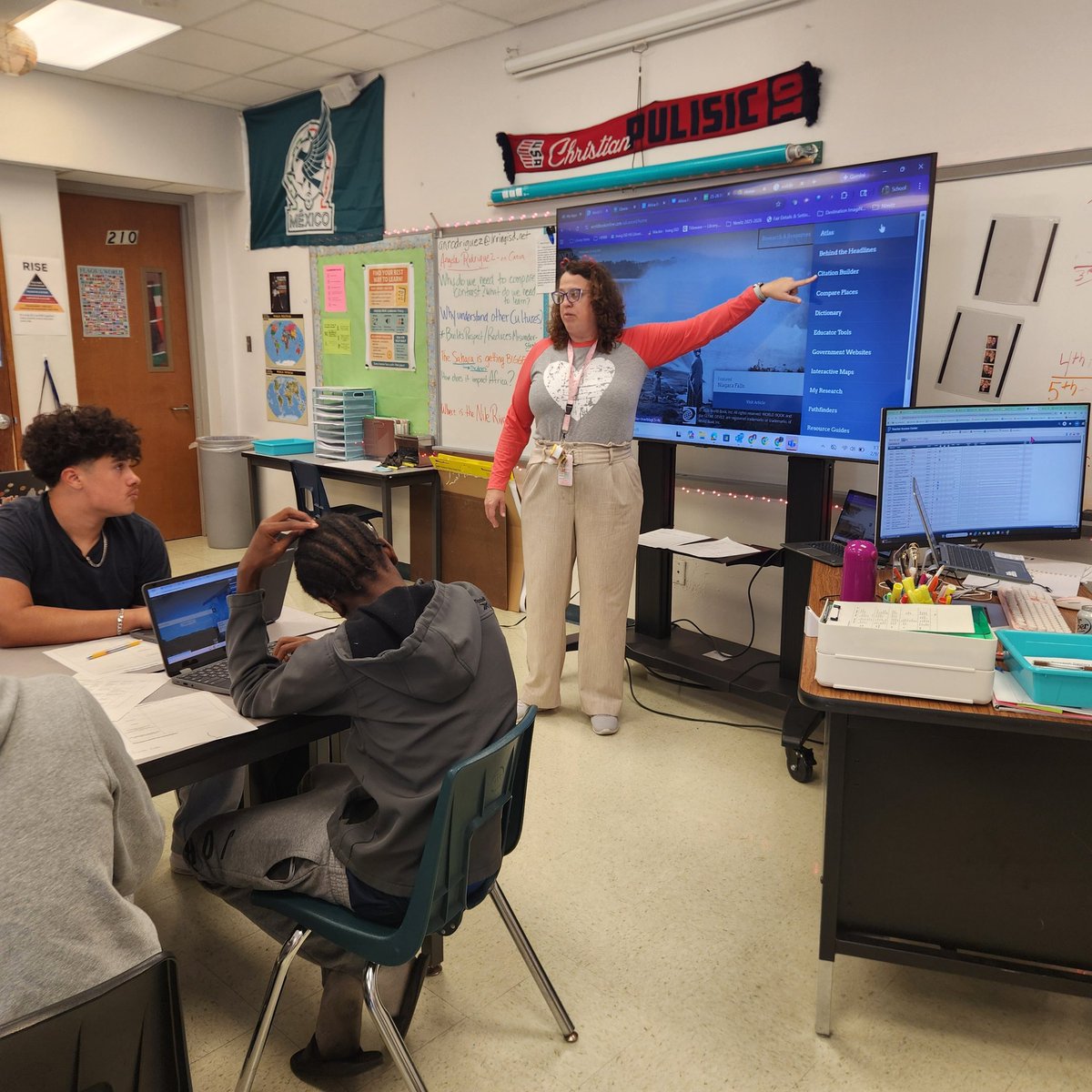 Nimitz Library tweet media