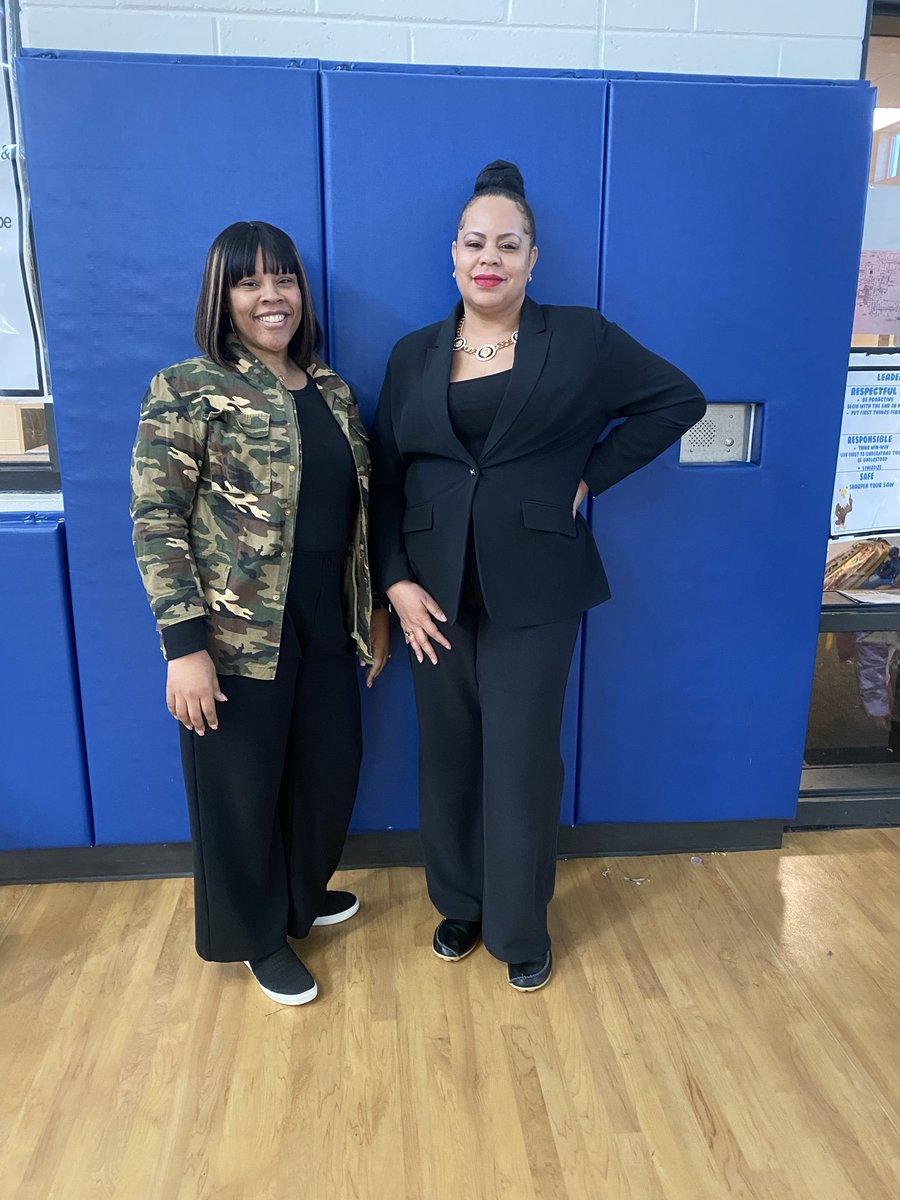 GullattES tweet media