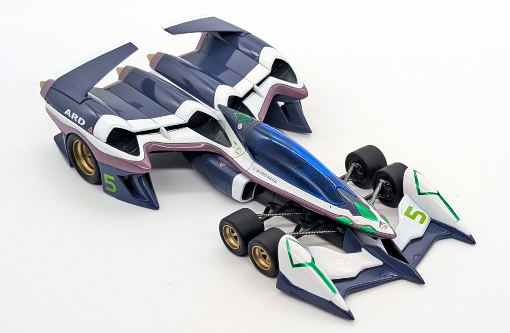 リュウナイト♘ tweet media