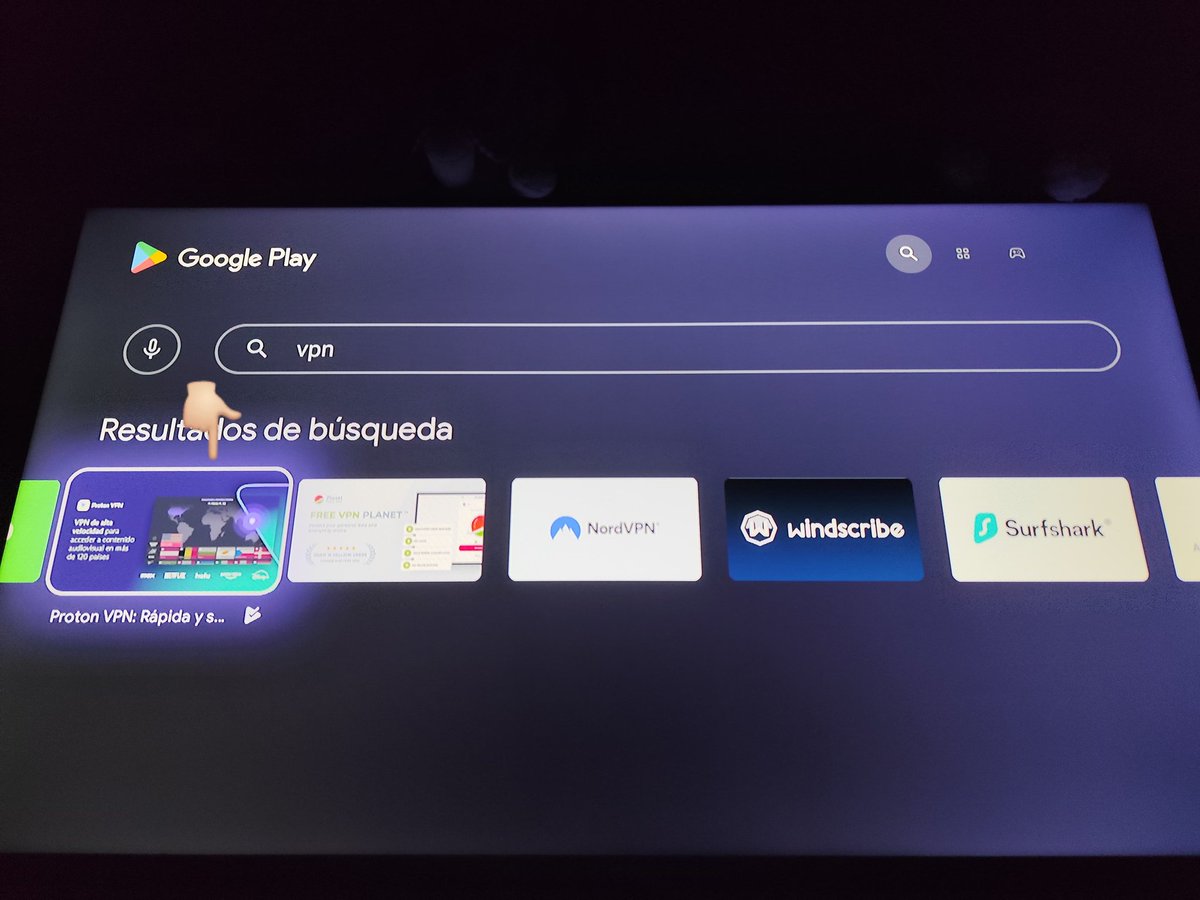 Cómo hacer que funcione magis/xuper tv en TV SIN PAGAR Y NO ACTUALIZAR A LA VERSIÓN ANTERIOR si soy de Argentina?

Nos descargamos en la play store la aplicación PROTON VPN, una vez que se creen la cuenta en la aplicación vamos a activar la conexión de vpn de México.