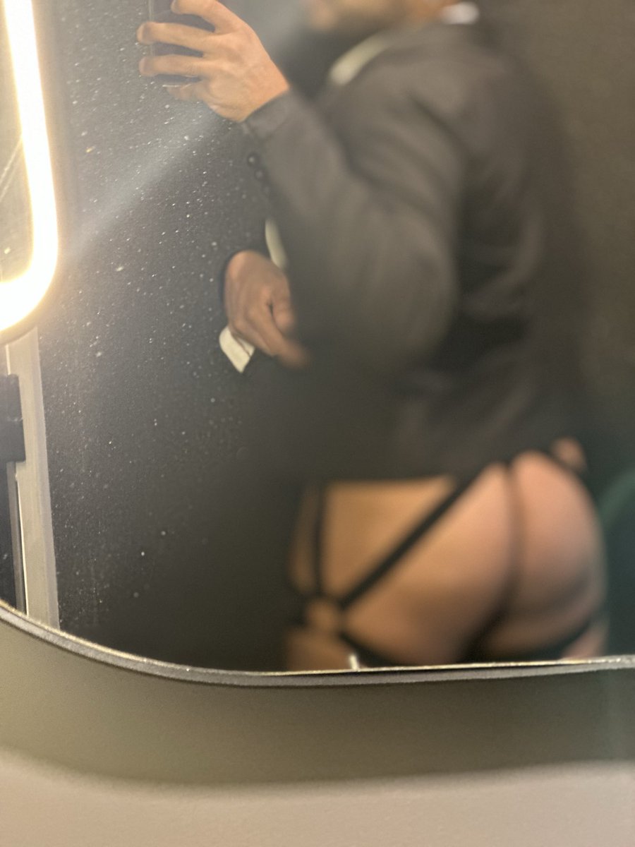 Aleversatil021's tweet photo. @andr3pm Após lavar, agasalhamos aqui 🍑 https://t.co/xUZ8LGUM5t