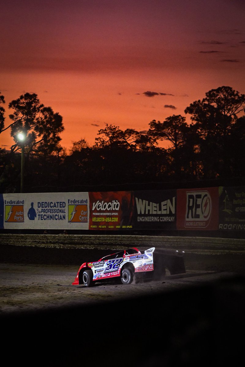 DIRTcarRacing's tweet photo. We ❤️ #FLinFeb

📸 Emily Schwanke https://t.co/h1o2xnC303
