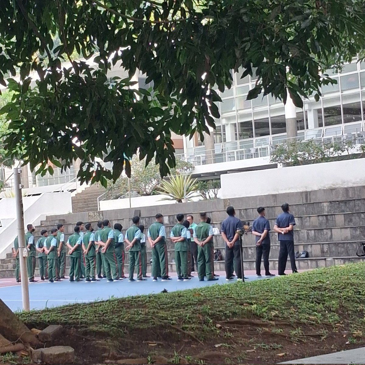 nuy🅰️yey || gamau kuliah tweet media