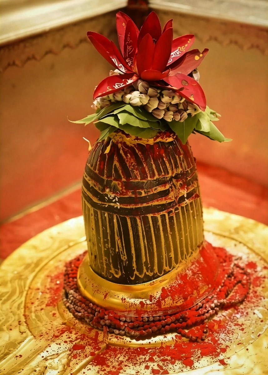 "The only center of an endless universe."

Shri Kashi Vishwanath, Har Har Mahadev