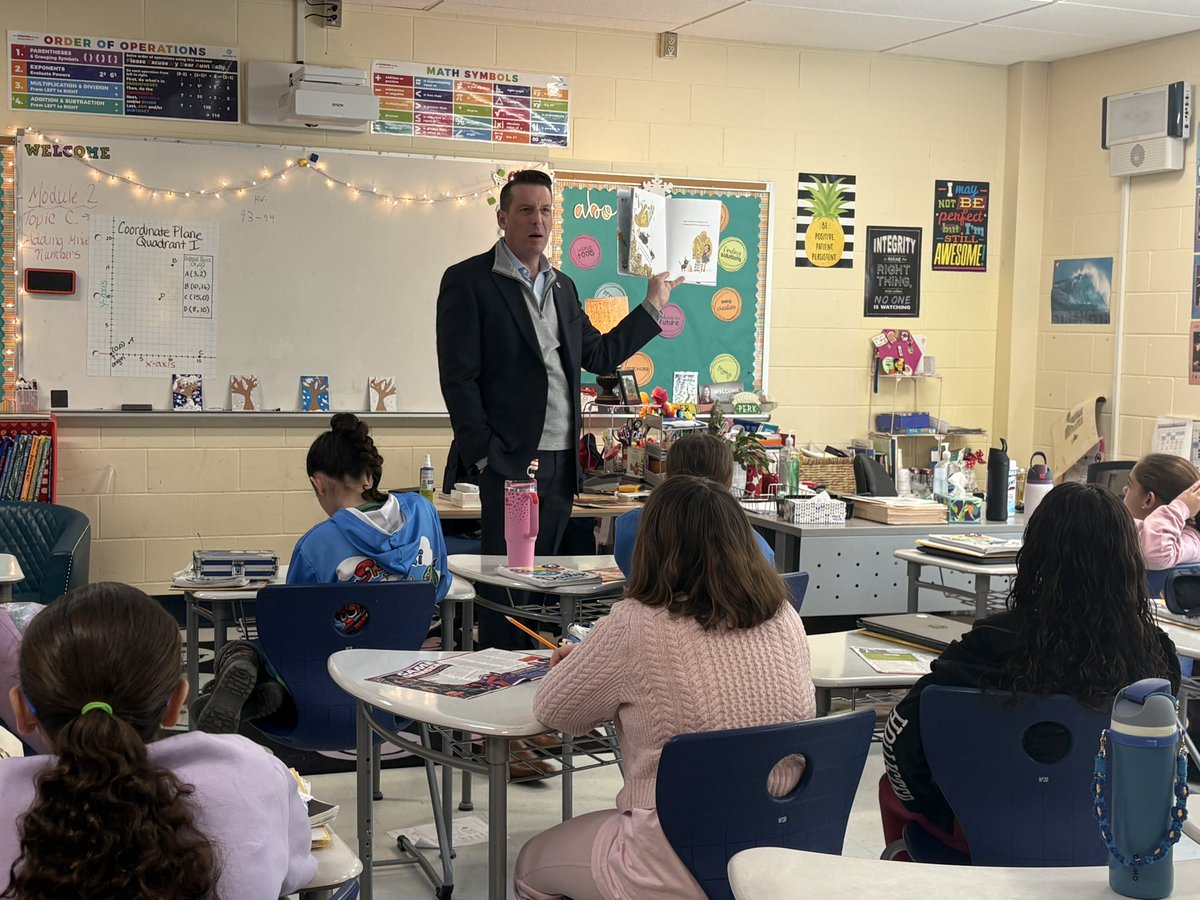 Lonsdale Elementary School tweet media