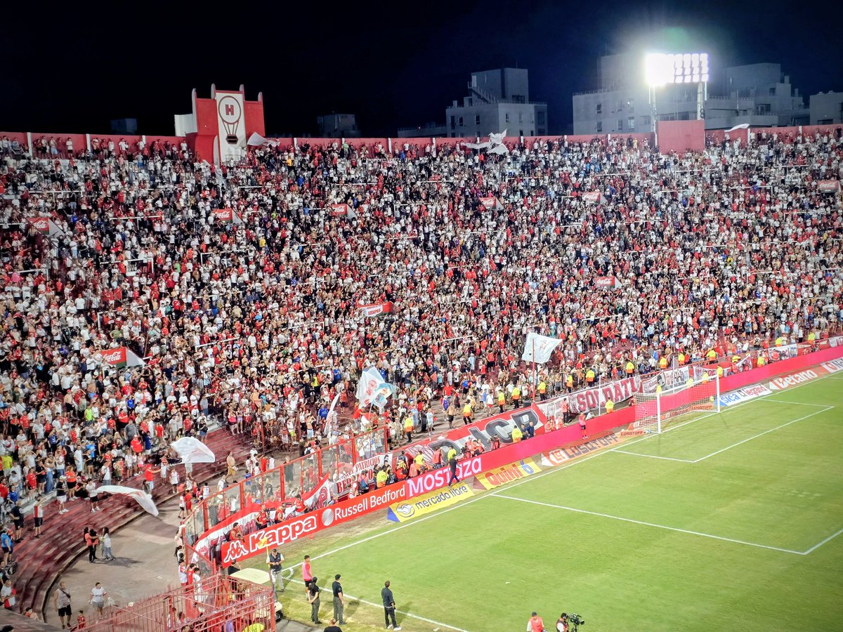 laquemaweb's tweet image. 1 #Huracan #SanLorenzo 0 El #duco colmado 🎈#labandadelaquema