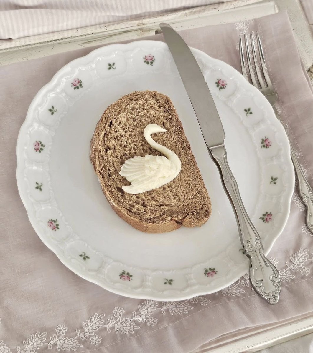 poemabirdy's tweet image. 