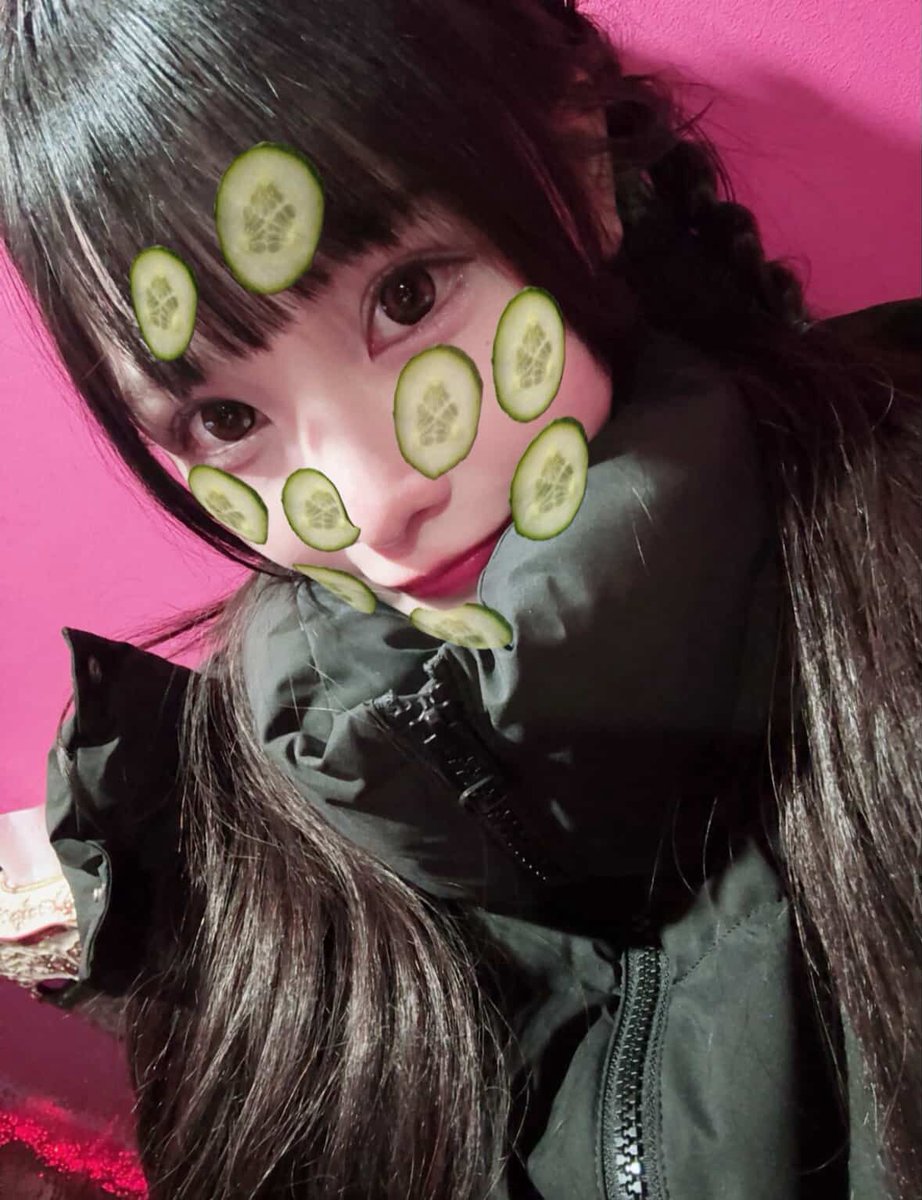 kynkyndevil's tweet photo. 本日20時~OPEN
🖤るん20時~ @47t0_ 
🩷にゃむ20時~@x2_nyamu 
🖤ゆん21時~@_yunchann_ 
🩷いのり21時~@44497i https://t.co/nHbAZQ7ZBF