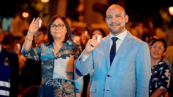 Los #Evangelicos no deben entrar en política, tienen tendencias fundamentalistas perversas. Y recuerda peruano, UN VOTO POR RENOVACIÓN POPULAR ES UN VOTO POR MILAGROS JAUREGUI Y ALEJANDRO MUÑANTE.
Par de enfermos francamente...