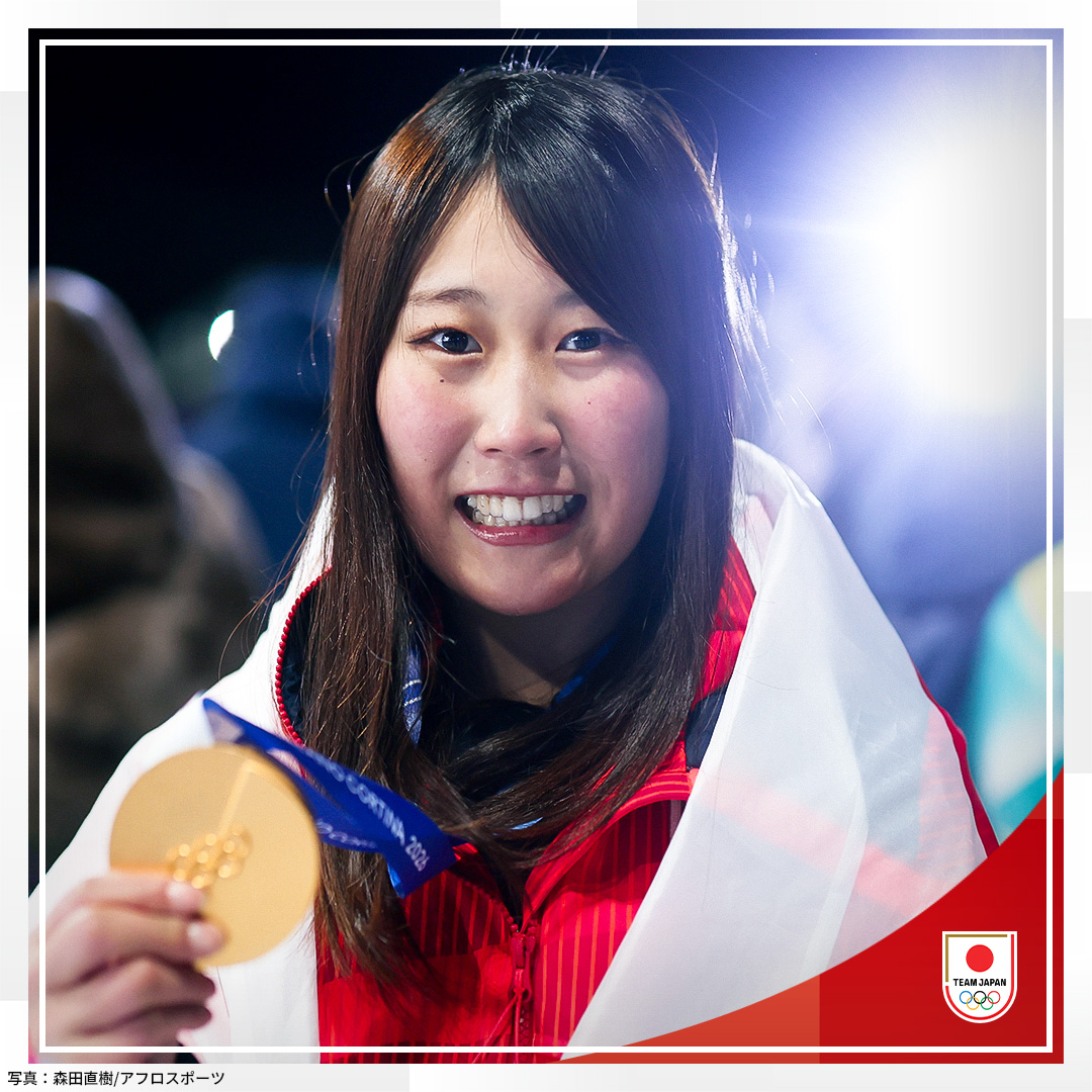 #MilanoCortina2026
スノーボード 女子ビッグエア 金メダル

ラスト3回目で大技を決め逆転、
右腕を天に突き上げた村瀬心椛 選手。

#TEAMJAPAN #ともに一歩踏み出す勇気を