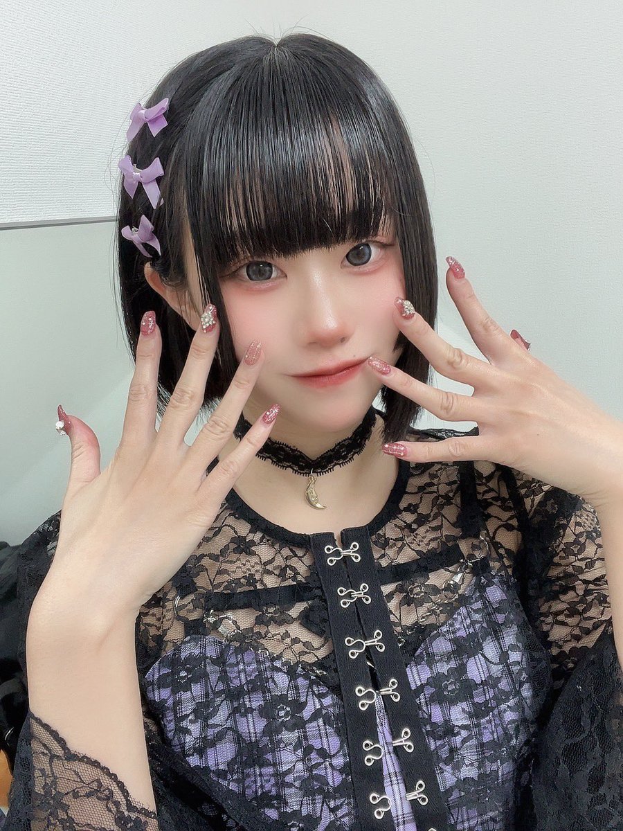 おはもえぴー🌷今日はソロと天シラライブだよ！！💜🫧