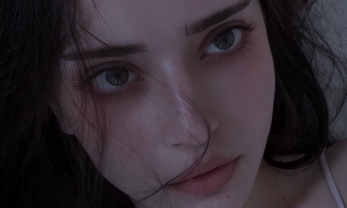 .

          اليوم شوقي عليك اقوى من الحاجه
          اللي تحد الفقير    .    .     لراعي المنّه

.