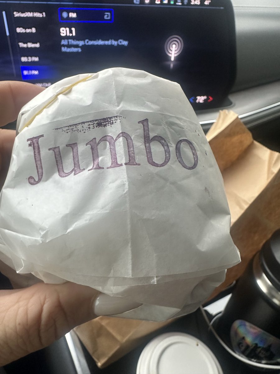 Chey Cab tweet media