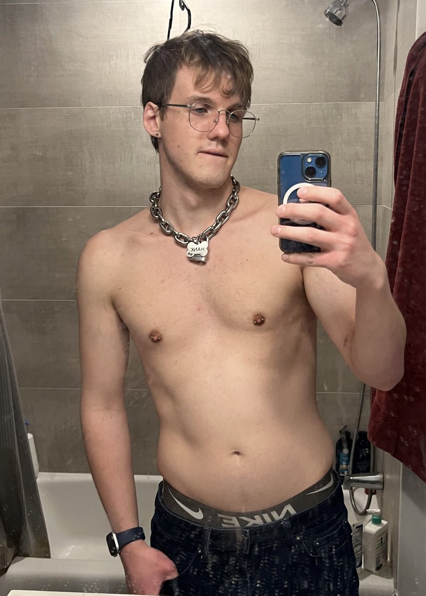 The mirror is dirty but i got glasses so whats up