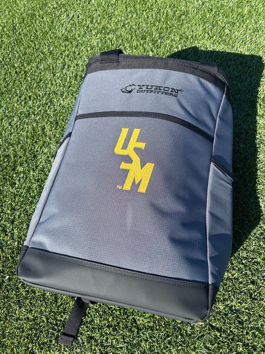 𝗚𝗜𝗩𝗘𝗔𝗪𝗔𝗬 𝗧𝗜𝗠𝗘! 
To enter to win this 30-Can Insulated Yukon Outfitters cooler:
1. Repost and like  
2. Must be following <a href="/BuySouthernMiss/">Southern Miss Licensing</a>
3. Tag another person in the comments    

The winner will be announced THURSDAY (2/12)!