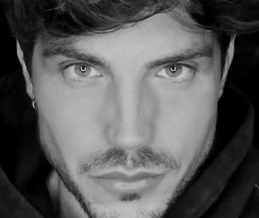 Simply Y🌖U ✨
Buonanotte a te💫🤍 #ddm