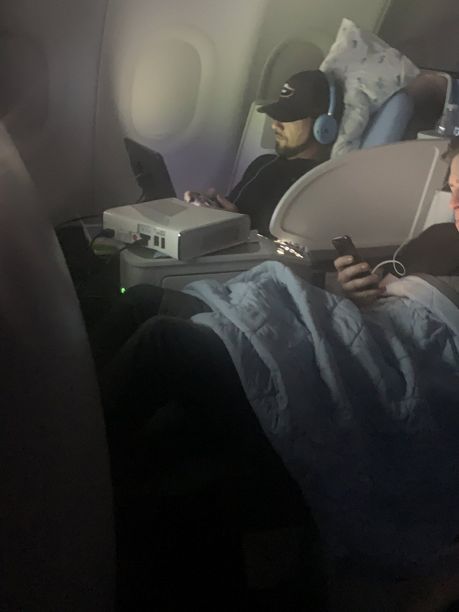 𓆩 NERO 𓆪 tweet media