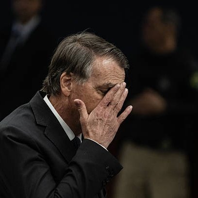 inespandelo's tweet image. Bolsonaro: negava vacina, dizia que o Covid era gripezinha, imitava pessoas morrendo sem oxigênio no hospital.

Lula:  investe em tecnologia e ciência brasileira e defende saúde de qualidade para o nosso povo!

#Lula #SUS #Butantã