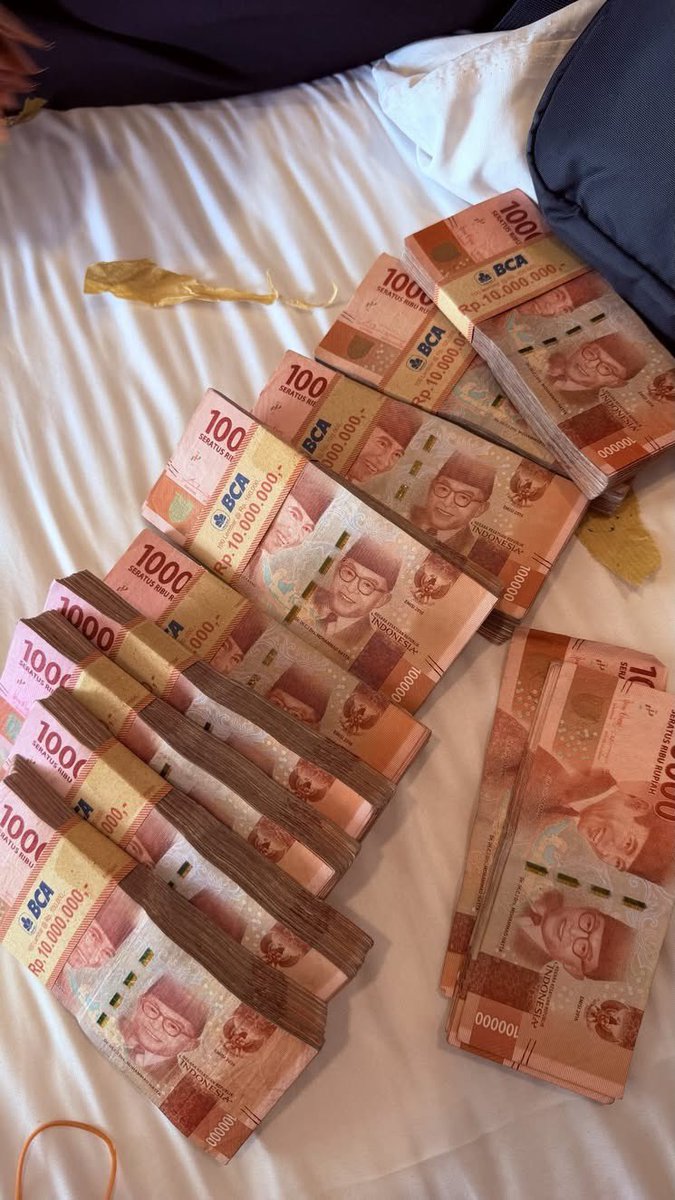 cursskkied's tweet image. gue doain tahun ini kalian semua bisa dapet uang segini